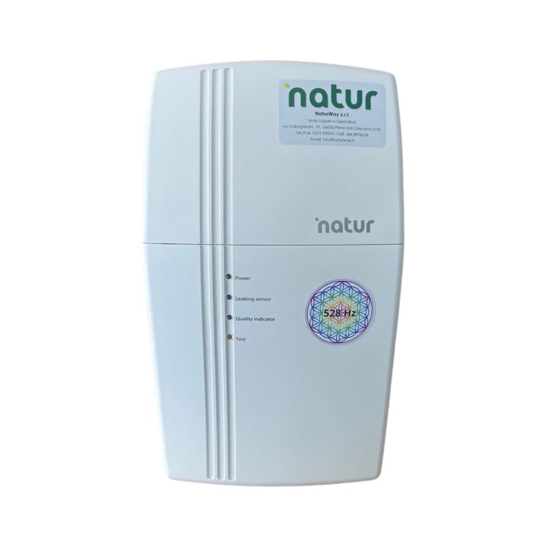 Natur è il sistema di purificazione dell’acqua (depuratore d’acqua) di ultima generazione sviluppato nei laboratori NaturWay per la produzione di acqua potabile ad uso domestico | tra i migliori depuratori domestici spicca il Natur di NaturWay
