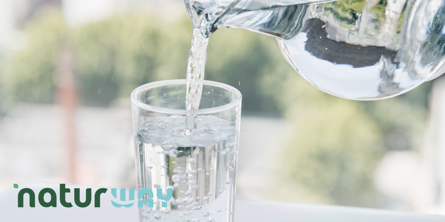 5-motivi-per-scegliere-un-depuratore-acqua gli specialisti di NaturWay proveranno ad offrirvi una risposta enunciando i 5 motivi principali per scegliere un depuratore d’acqua e come questo dispositivo può migliorare la vita quotidiana dal punto di vista del risparmio economico, della qualità dell'acqua da bere assunta quotidianamente e della sostenibilità ambientale.