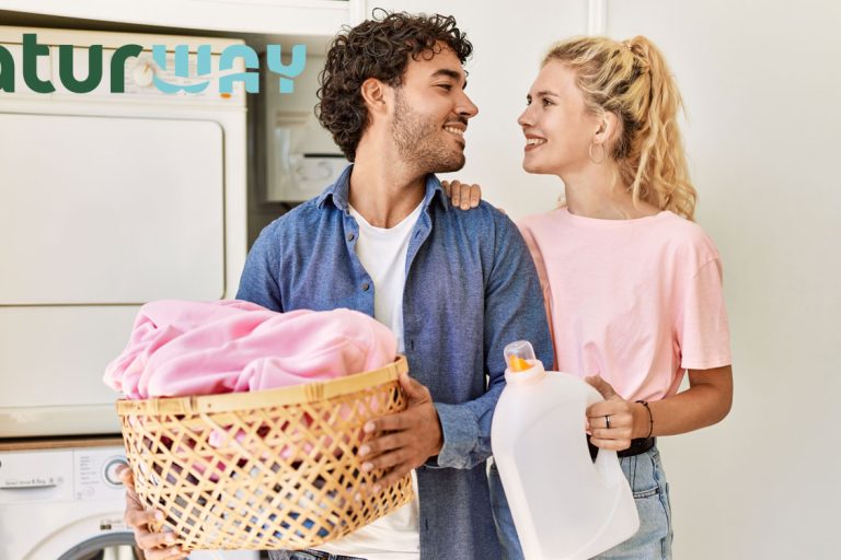 Cosa significa lavare ad ozono, e quali sono i benefici di lavare in lavatrice ad ozono per risparmiare sui costi e aiutare l'ambiente?