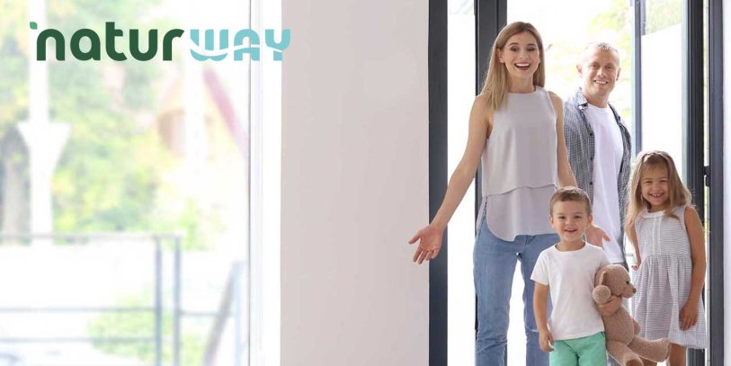 Le allergie respiratorie sono, da sempre, tra i problemi più diffusi che affliggono le persone. Soprattutto nelle città, luoghi in cui l’inquinamento atmosferico regna sovrano e incide sulla salute di chi ci vive. Proprio per questo motivo diventa fondamentale riuscire a capire la correlazione tra allergie e qualità dell’aria, così da adottare efficaci strategie di prevenzione. In questo articolo analizzeremo proprio le cause principali, i sintomi più comuni a titolo informativo e cosa fare per ridurre tutti quei rischi generati da questo fenomeno, anche tramite soluzioni efficaci per migliorare la qualità dell'ara che tutti i giorni respiriamo...a partire dalla nostra casa.