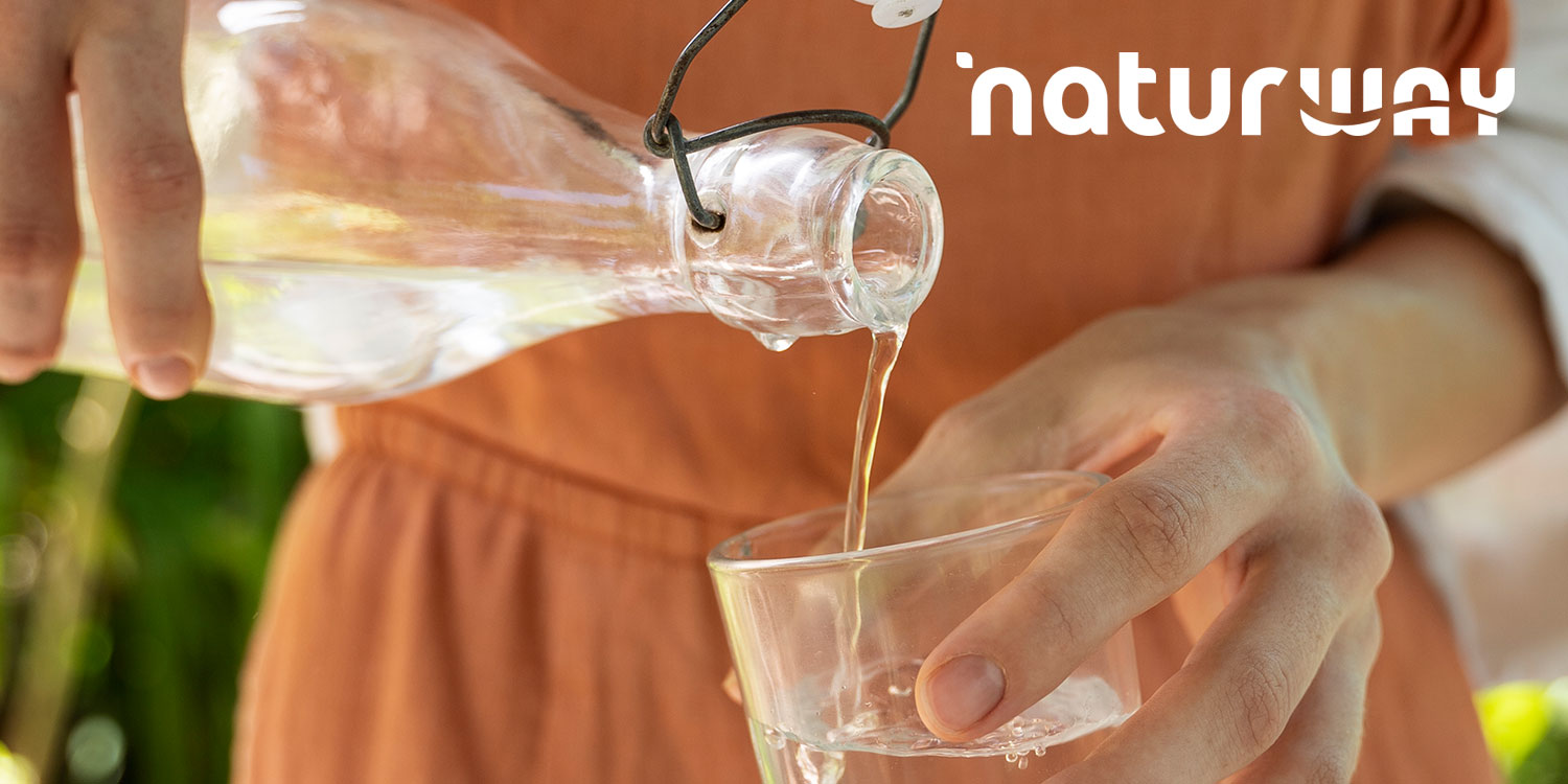 il-cloro-acqua-fa-male-chiarimenti Il cloro nell’acqua fa male? Una domanda "classica" con la quale spesso i nostri professionisti della depurazione e trattamento delle acque si trovano a confrontarsi nelle quotidiane interlocuzioni con i clienti NaturWay. Per comprendere davvero la questione, è necessario fare un po’ di chiarezza sul ruolo del cloro e sul modo in cui viene utilizzato nei sistemi idrici.
